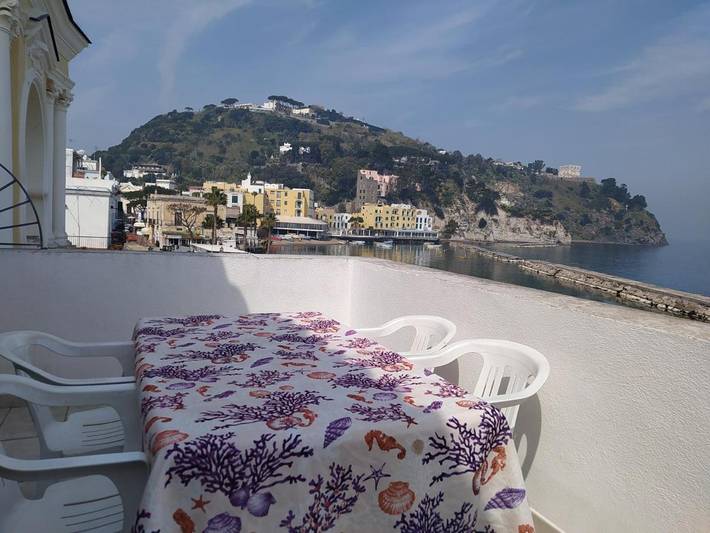 Maison d’hôte pour 6 personnes, avec balcon, animaux acceptés dans Ischia - 3