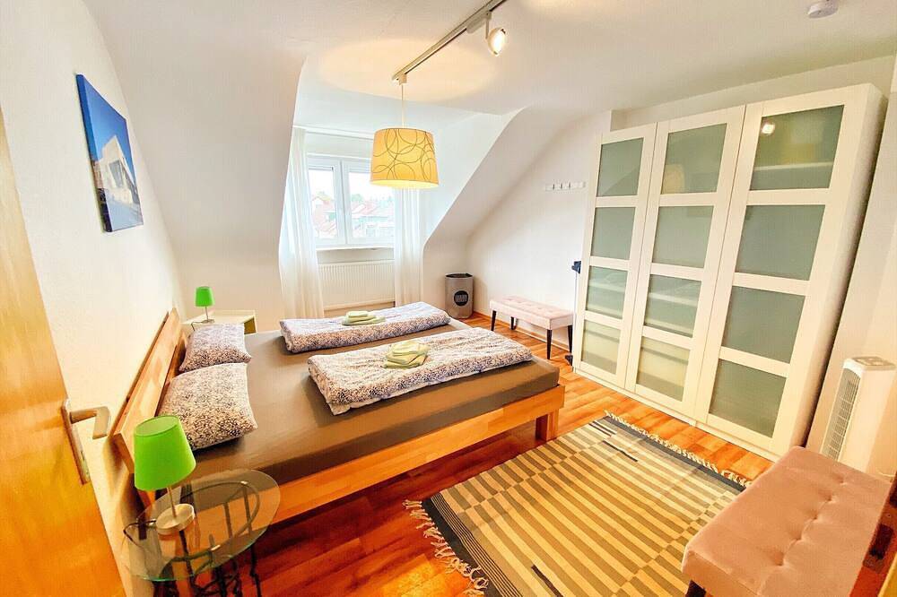 Ganze Wohnung, Ferienwohnung Schweinfurt (75qm) in Schweinfurt, Fränkisches Weinland