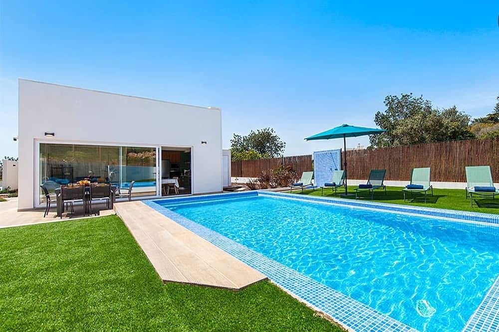 Peaceful villa w/ pool, BBQ & ping-pong table in Alcantarilha, Alcantarilha e Pêra