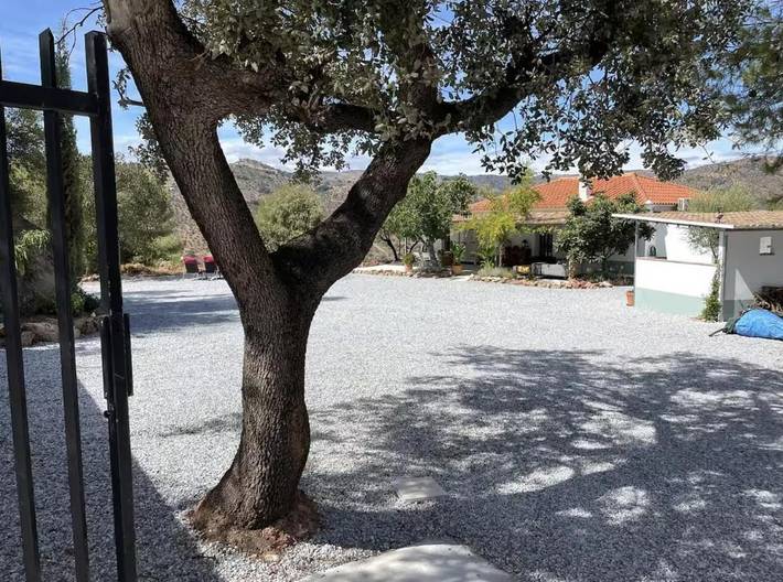 Casa rural para 10 personas, con vistas además de jardín y piscina en Comares - 3