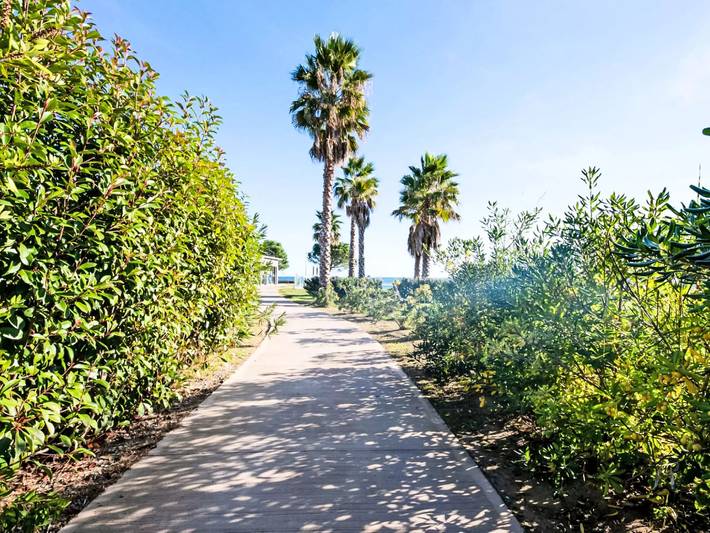 Location de vacances pour 6 personnes, avec piscine et jardin à Santa-Maria-Poggio - 2