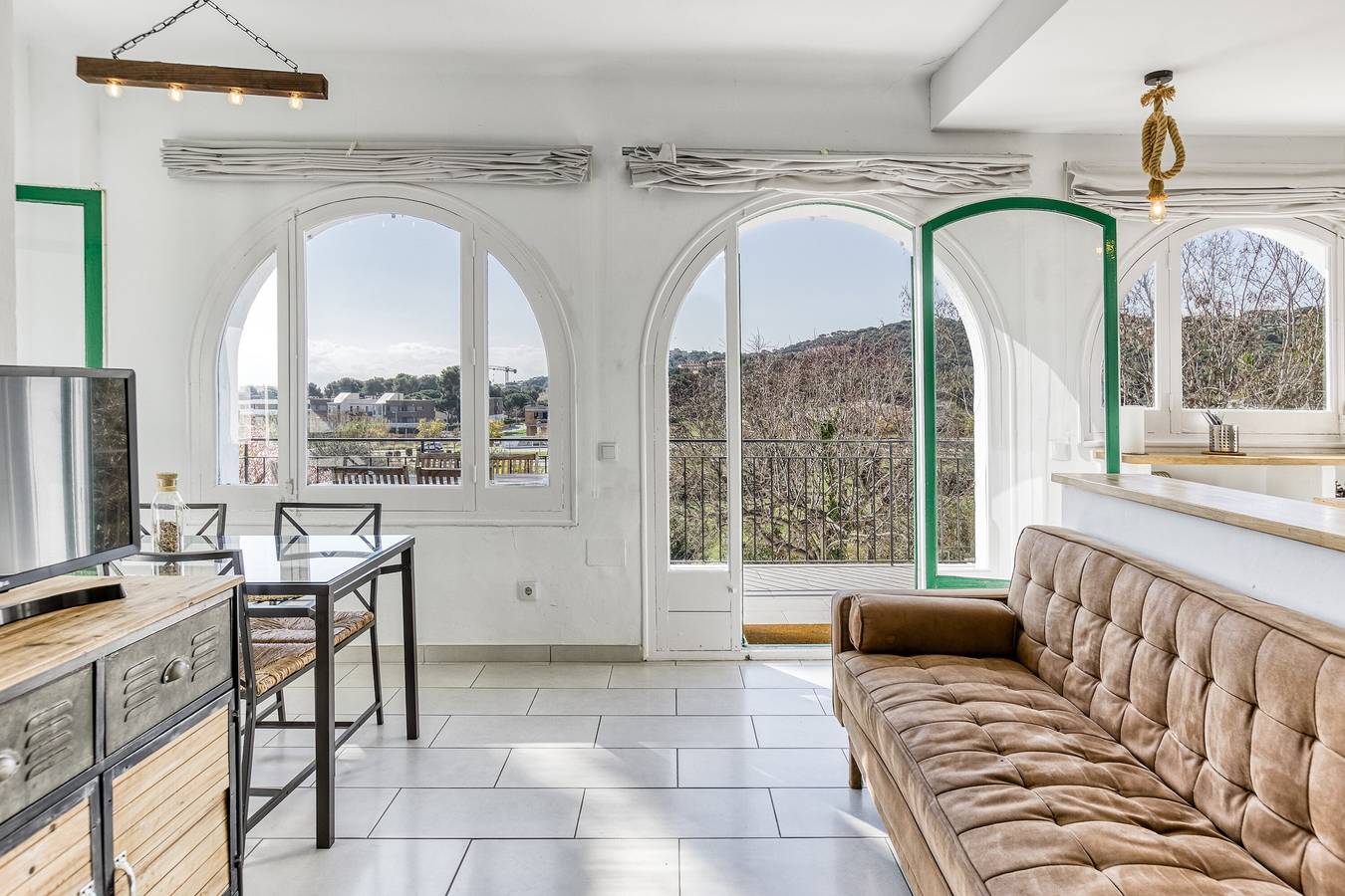 Appartement entier, Appartement 'La Pallissa' avec vue sur la montagne, Wi-Fi et climatisation in Platja d'Aro, Costa Brava