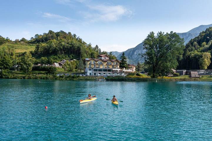 Hotel für 2 Personen, mit Balkon und Terrasse sowie Garten in Molina di Ledro