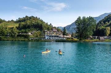 Hôtel pour 2 personnes, avec vue sur le lac ainsi que balcon et vue à Molina di Ledro