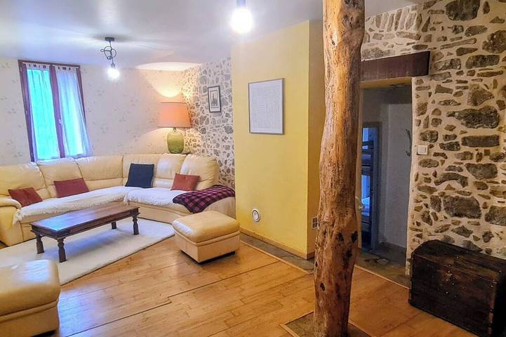 Location de vacances pour 26 personnes, avec jardin et balcon à Antugnac - 3