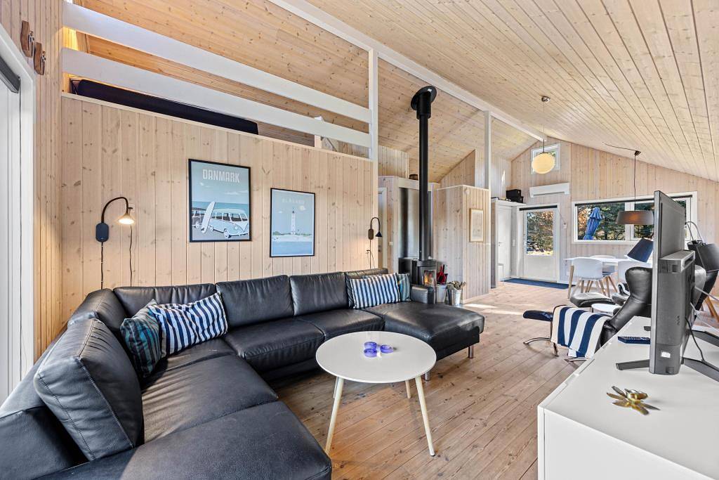 Gemütliches Ferienhaus mit Kamin im Grünen von Blåvand in Blavand, Varde