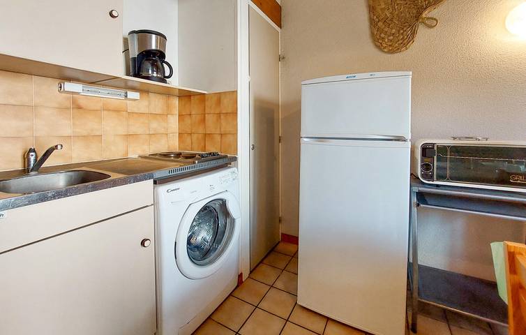 Location de vacances pour 5 personnes, avec piscine ainsi que jardin et terrasse à Les Mathes - 4