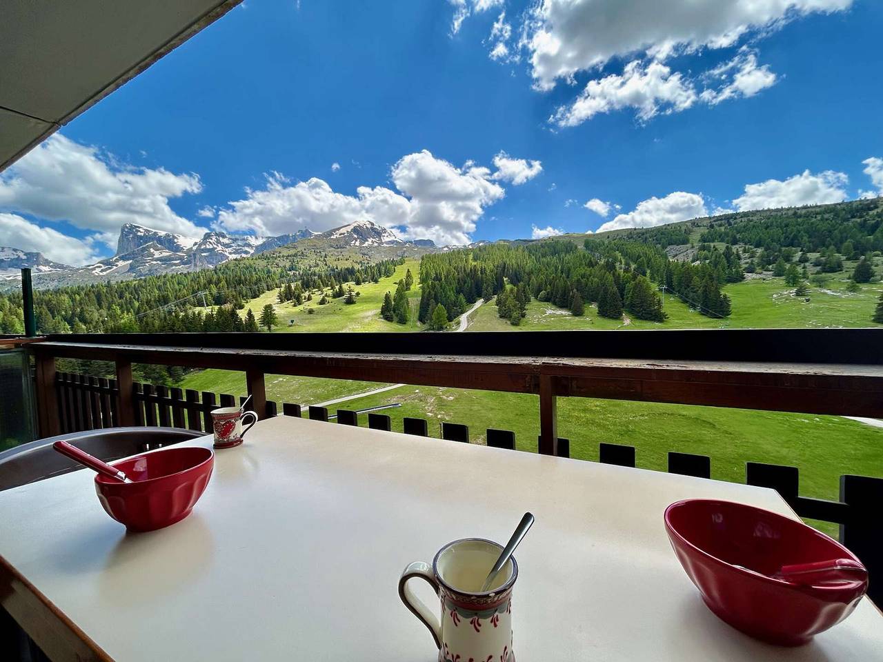 Entire apartment, Apartment for 8 near slopes with Wifi and Parking in Saint-Étienne-en-Dévoluy, Le Dévoluy
