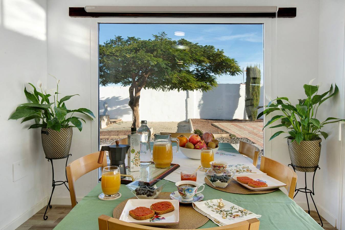 Ferienhaus 'Los Cipreses' mit Bergblick, Indoor Pool, Garten & Wlan in Ingenio, Gran Canaria Osten