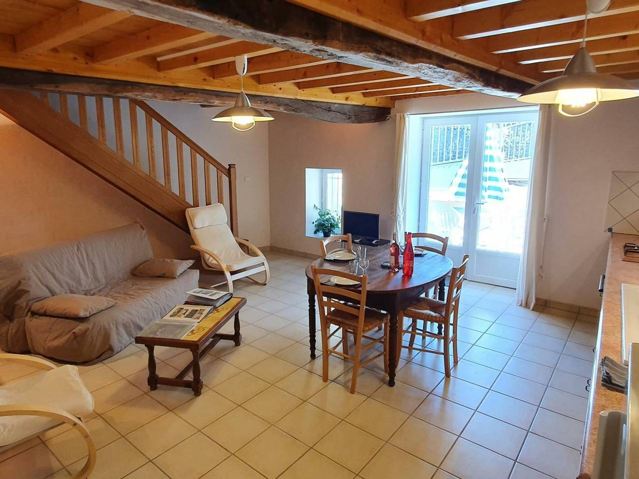 Gîte 11 pers., charme rural, internet, animaux admis in Saint-Paul-de-Vézelin, Région de Roanne