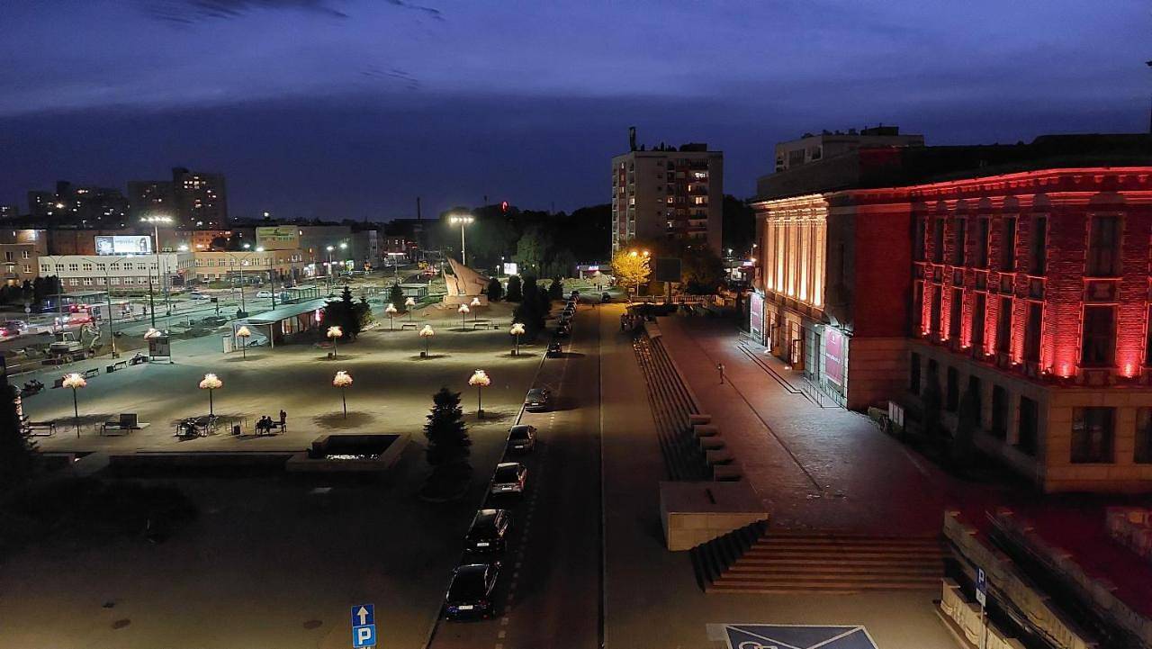 Cały apartament, Two-Bedroom Apartment in Dąbrowa Górnicza, Śląsk
