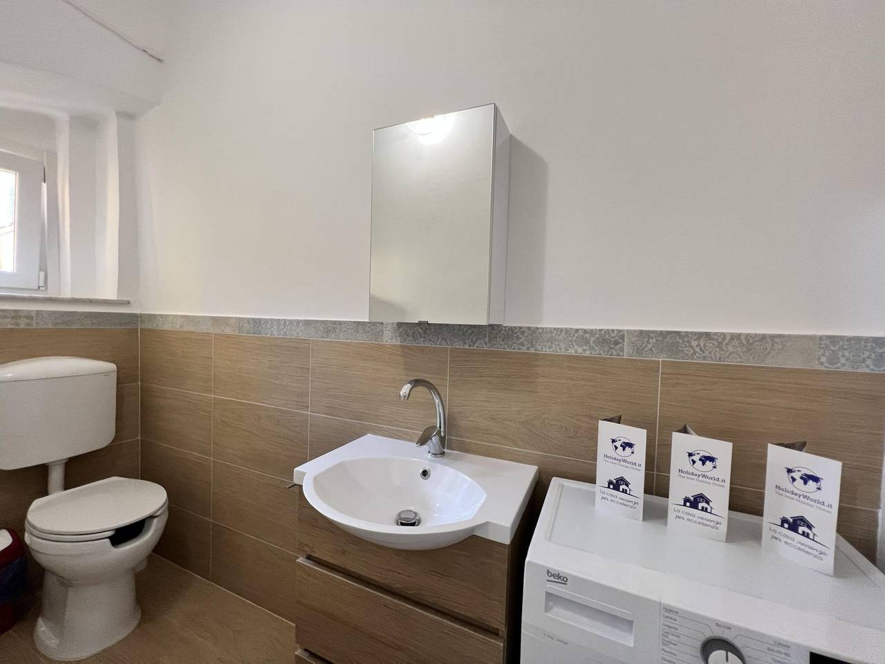 Entire apartment, Wohnung 'Silvia' in Strandnähe in Ponente (Genova), Genoa