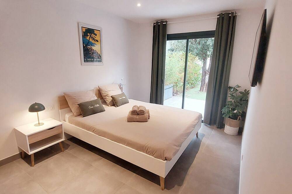 \"Casa Nellia - New luxury villa - Sainte Lucie de Pv. Heated swimming pool. in Zonza, Distrito de Sartène