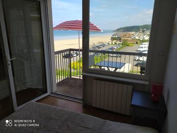 Gîte pour 2 personnes, avec vue ainsi que jardin et balcon dans Plage de Tournemine