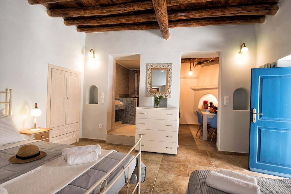 Ganze Wohnung, Premium Cycladic Studio - Perfekt für Familien - Paare, The Gavrion's Nest in Andros