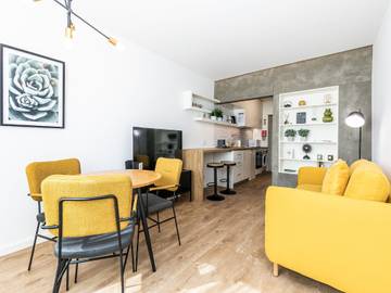 Gîte pour 2 personnes, avec balcon dans Parede