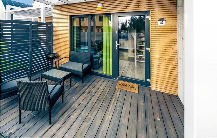 Dom dla 5 osób, z sauna i basen oraz jacuzzi w Dębki