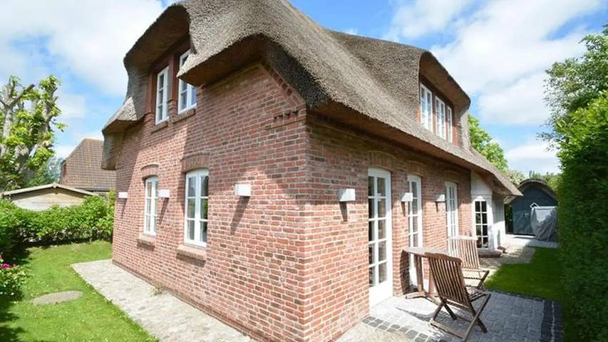 Ferienhaus für 4 Personen, mit Garten und Sauna sowie Terrasse in Midlum - 4
