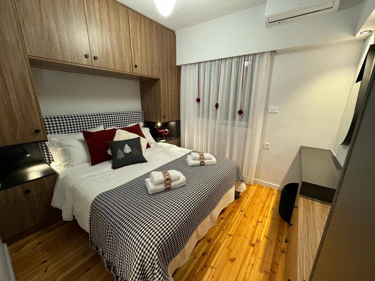 Appartement entier, Two-Bedroom Apartment in Aigio, Achaïe