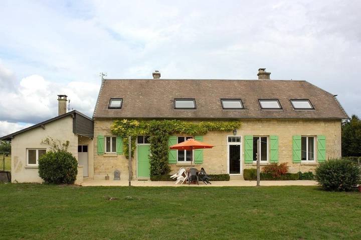 Villa pour 10 personnes, avec Terrasse et Jardin