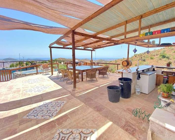 Chalet para 26 personas, con vistas además de jardín y piscina, Se admiten mascotas - 1