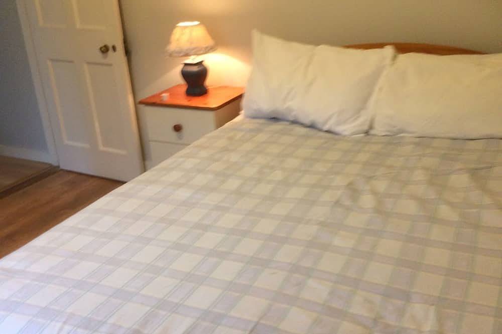 Jerry’s cottage, Dingle Peninsula Wild Atlantic Way and Páirc Náisiúnta  na Mara in Dingle Peninsula