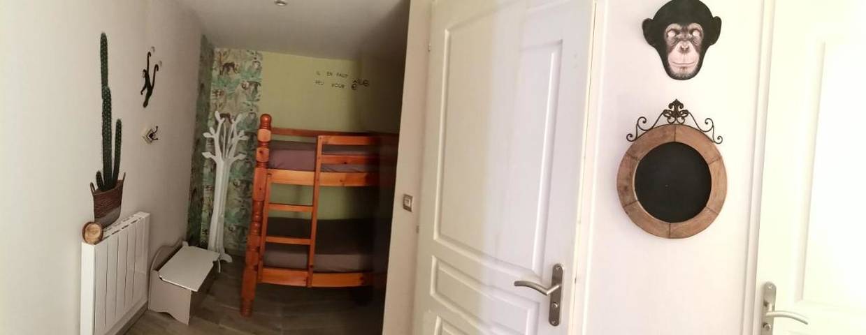 Chambre d’hôte pour 6 personnes, avec terrasse ainsi que jacuzzi et jardin à Neuville-de-Poitou - 2