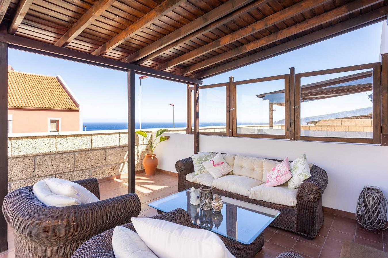 Holiday home for 6 people with garden in Candelaria, South Tenerife