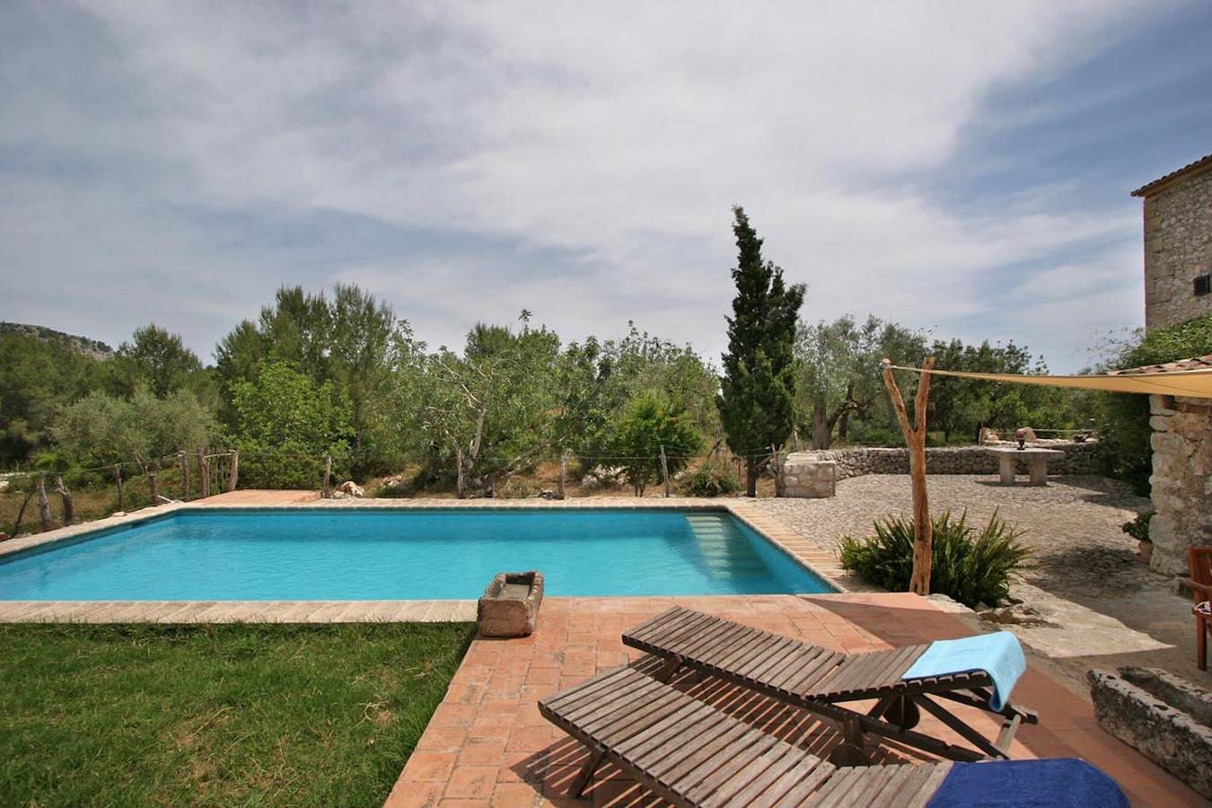 Casa storica "Can Guillo" con piscina all'aperto e Wi-Fi in Pollença, Maiorca settentrionale