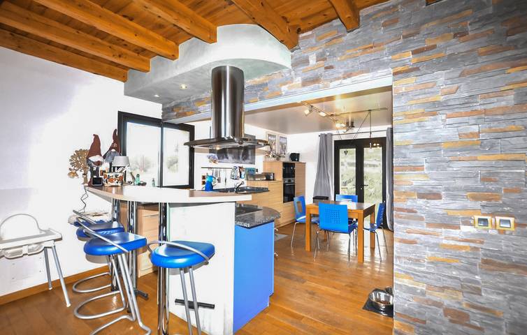 Encantador Apartamento con Terraza, WiFi, Parking - 2km a Puyvalador, 1.5km a L'Aude in Réal, Parque Natural Regional de los Pirineos Catalanes