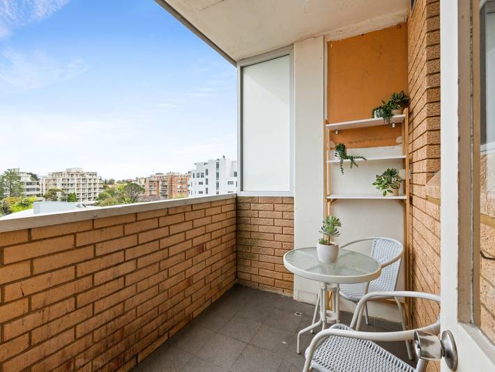 Ganze Wohnung, Bondi Studio-Apartment mit Pool- und Dachblick in Bondi, Sydney
