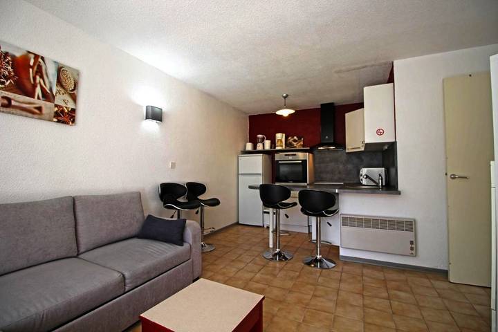 Location de vacances pour 2 personnes, avec jardin ainsi que piscine et vue à Digne-les-Bains - 2