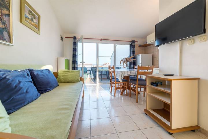 Ferienwohnung für 5 Personen, mit Balkon in Vodice