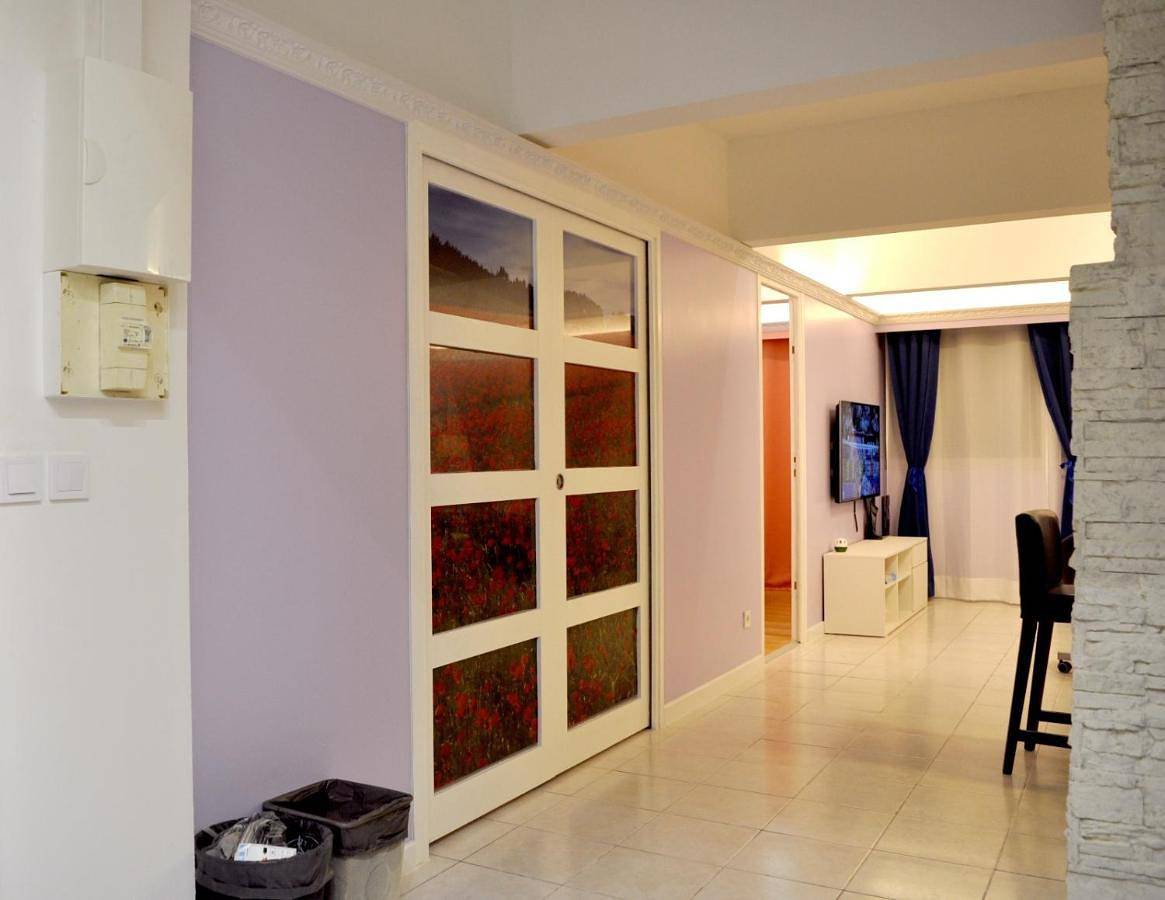 Appartement entier, Two-Bedroom Apartment in Les Lilas, Seine-Saint-Denis
