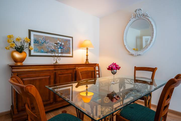 Ganze Wohnung, Apartment '2 Schlafzimmer am Meer' mit Balkon und Wlan in Saint-Aubin-sur-Mer (Calvados), Caen und Umgebung