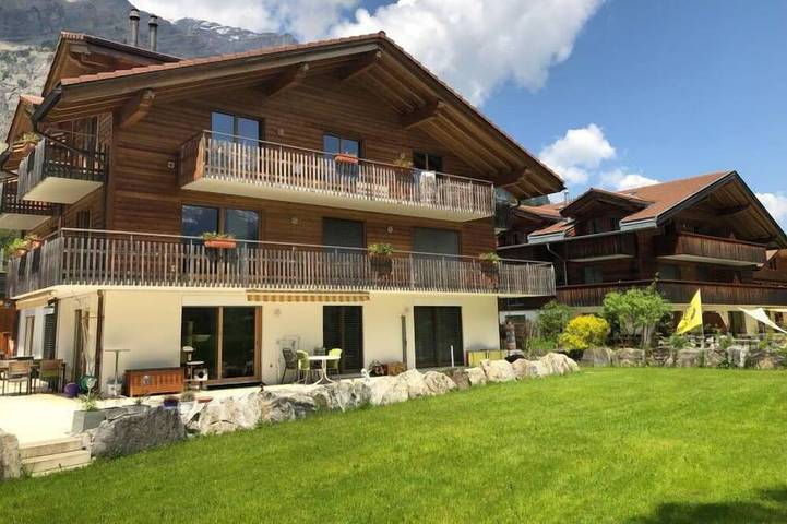 Hütte für 3 Personen, mit Balkon in Kandersteg