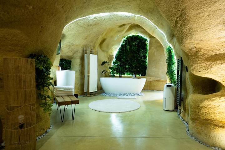 Gîte pour 4 personnes, avec jacuzzi et jardin dans Doué-en-Anjou - 3