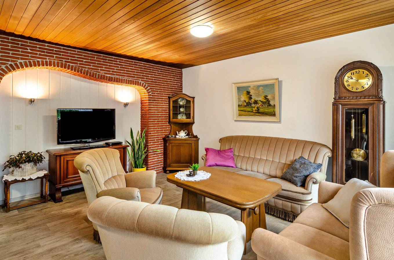 Ferienhaus 'Haus Störtebeker' mit privater Terrasse und Wlan in Marienhafe, Nordseeküste