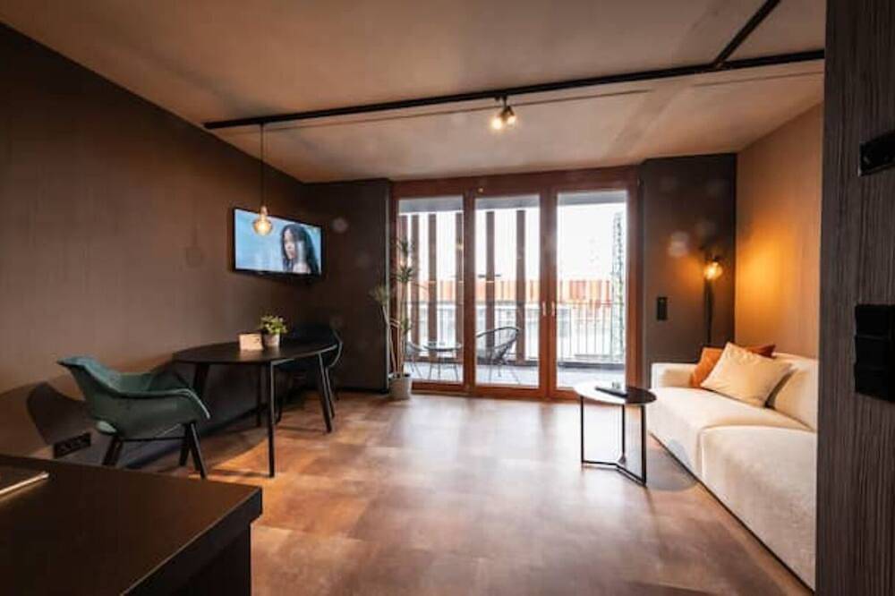 Ganze Wohnung, New Industrial-Style Apartment (Kurz- / Langzeit) in Neckarsulm, Kurpfalz