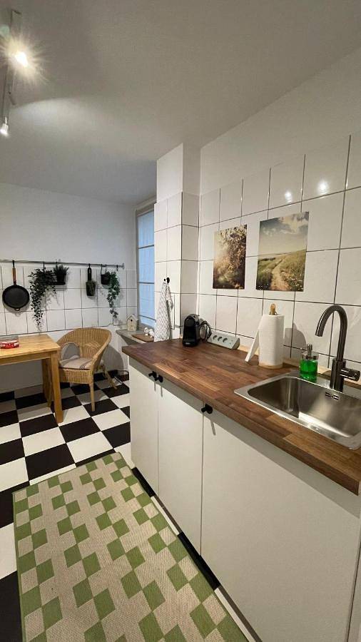 Ferienwohnung für 5 Personen, mit Terrasse und Garten in Barmbek Hamburg