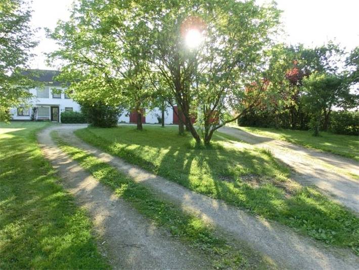 Ferienwohnung für 8 Personen, mit Balkon und Terrasse sowie Garten
