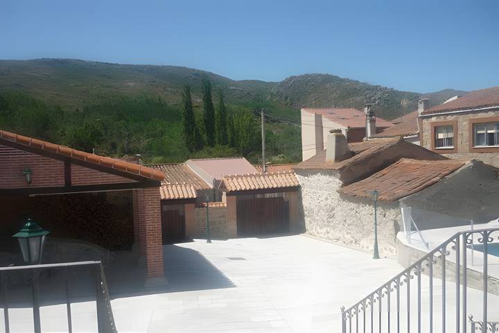 Landhaus 'Casa Rural La Huerta Condesa' mit privatem Pool in Riofrío, Ávila und Umgebung