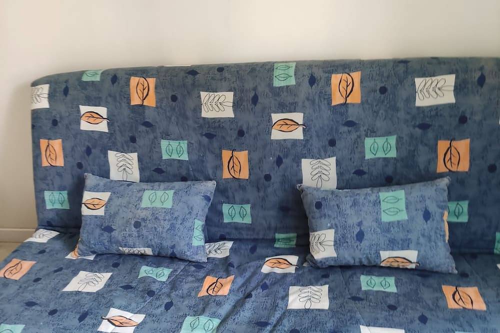 Entire apartment, Comfortable ground-floor 2-room apartment, 150 meters from the beach. in Damgan, Côte des Mégalithes