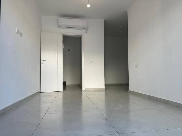 Villa für 8 Personen, mit Pool und Balkon - 1