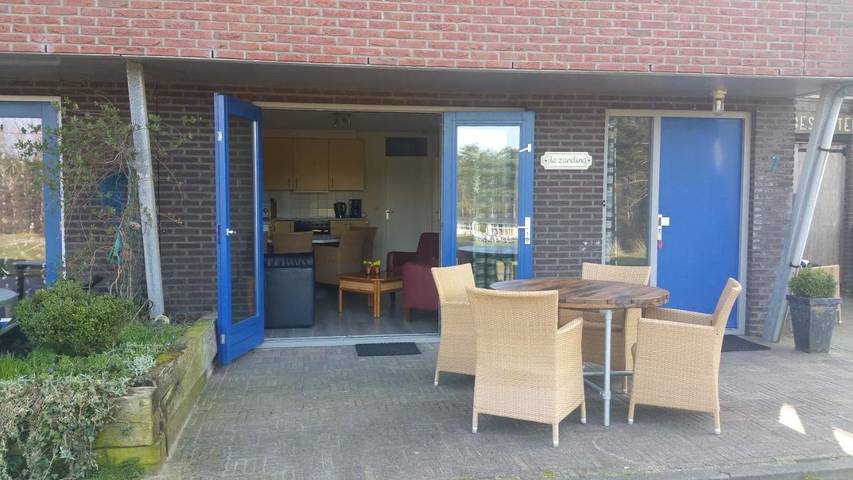 Vakantiewoning voor 4 personen, met Terras en Uitzicht op Vlieland