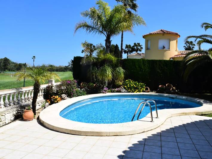 Villa voor 4 personen, met tuin, met huisdier in Oliva