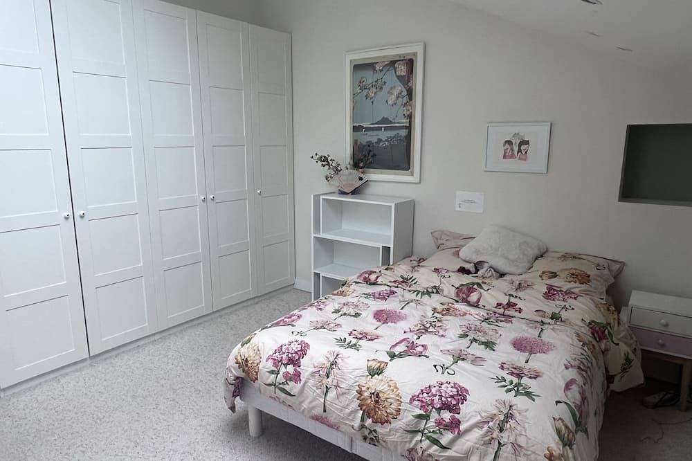 Pleasant town house on the outskirts of Paris in Nanterre, Hauts-de-Seine