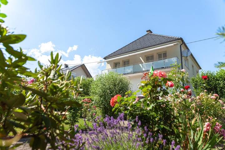 Ferienwohnung für 2 Personen, mit Garten und Ausblick in Seeboden - 2