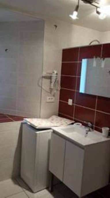 Location de vacances pour 4 personnes, avec terrasse à Nébouzat - 3