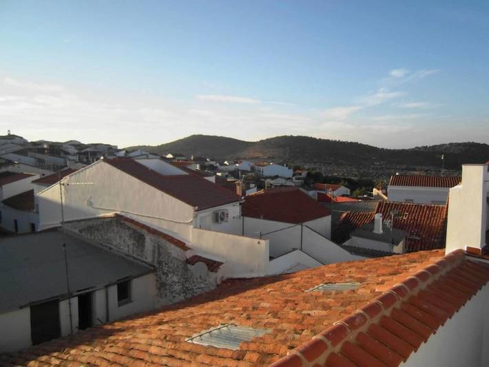 Casa rural para 2 personas, con vistas y balcón en Tentudía - 3